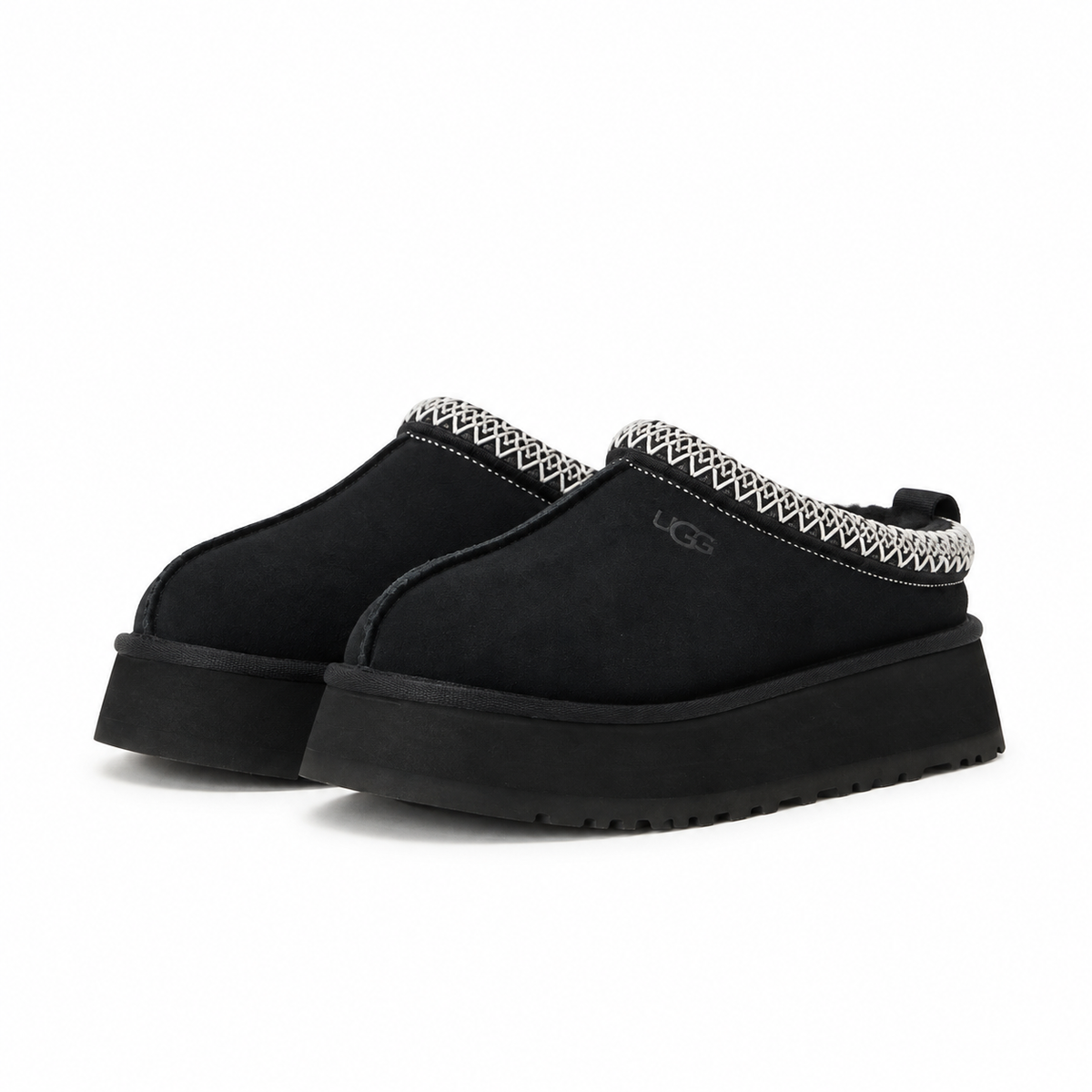 UGG Tazz Black Low Mid Sole
